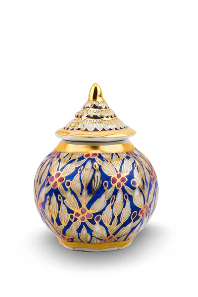 Vieille porcelaine thaï colorée avec des dessins en cinq couleurs appelées — Photo