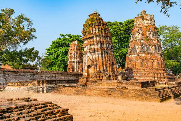 Wat Phra Nakhon Si Ayutthaya Eyaleti, Tayland Mahathat, pagodadan