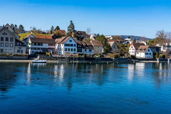 View of building along the bank of Rhine River at Stein Am Rhein — Stock Photo, Image