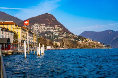 Lake Lugano kıyı manzara