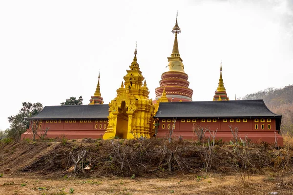 Wat Phra que Doi Phra Chan no distrito de Mae Tha — Fotografia de Stock