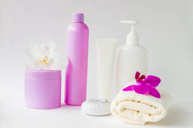 Orkide ile kozmetik konteynerler