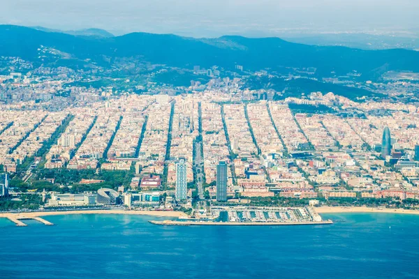 Uçak görünümünden Barcelona