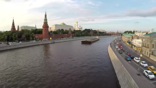 Kremlin'in taş köprü görünümü — Stok video