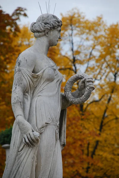 Escultura en el Jardín de Luxemburgo (Jardín de Luxemburgo) ) — Foto de Stock