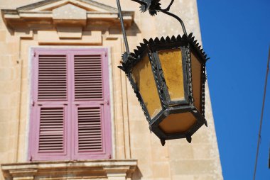 Mdina (Malta tipik sokak lambası)
