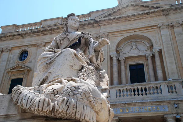 Malta, Estatua de la Reina Victoria, La Valeta — Foto de Stock