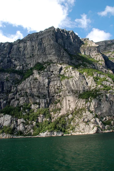 在 Lyseford，挪威的岩石 — 图库照片