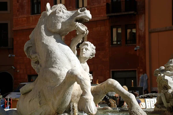 The Fontana del Nettuno (Fountain of Neptune) — Stock Photo, Image