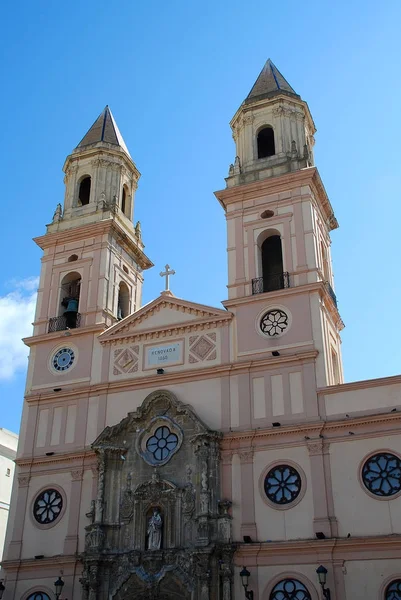 San Antonio-kyrkan på Plaza San Antonio, Cadiz, Spanien — Stockfoto