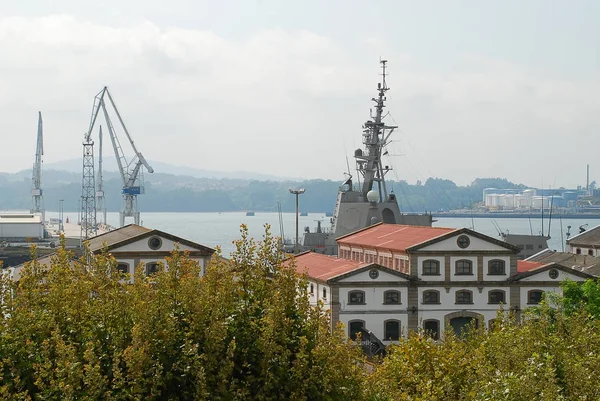 Blick auf den Militärhafen in Ferrol, Galicien, Spanien — Stockfoto
