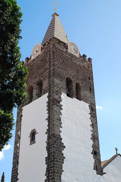 Wieża katedry w Funchal, Madera, Portugalia — Zdjęcie stockowe