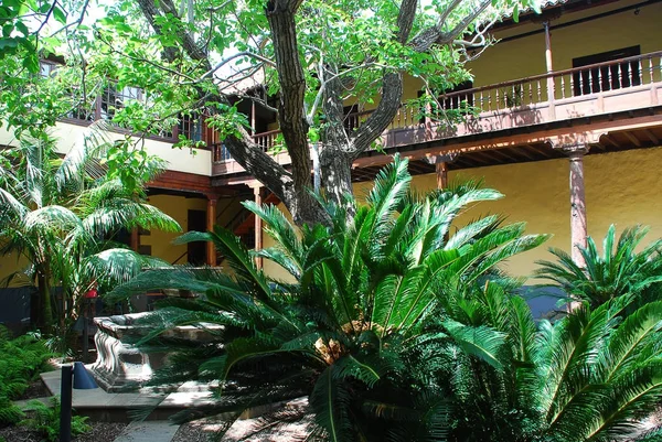 Patio interior, San Cristóbal de la Laguna, Tenerife, Islas Canarias — Foto de Stock