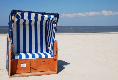 amrum - Kuzey Denizi - Almanya'nın plajda plaj sandalyesi