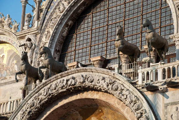 Venedik, İtalya: St Mark Bazilikası, Zafer Quadriga
