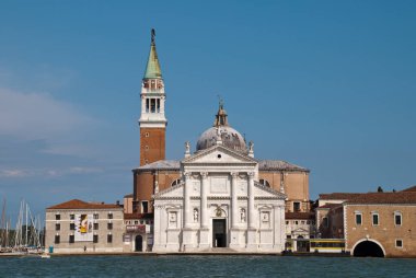 Venedik, İtalya: Giudecca kanalından San Giorgio Maggiore kilisesine manzara