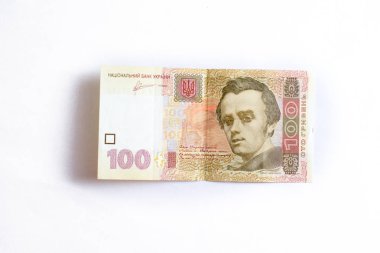 Beyaz bir arka plan üzerinde 100 hryvnia yalıtmak. MoCap para kavramı