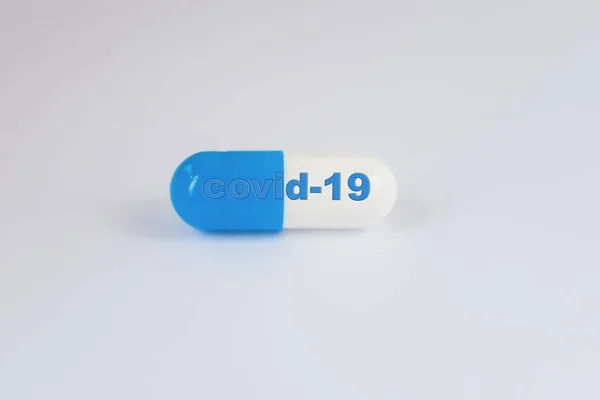 Covid-19 pill vaccine against corona virus macro — 스톡 사진