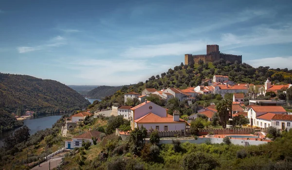 Belver village and Tagus river — Stock Photo, Image