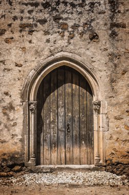 ahşap kapı kapalı