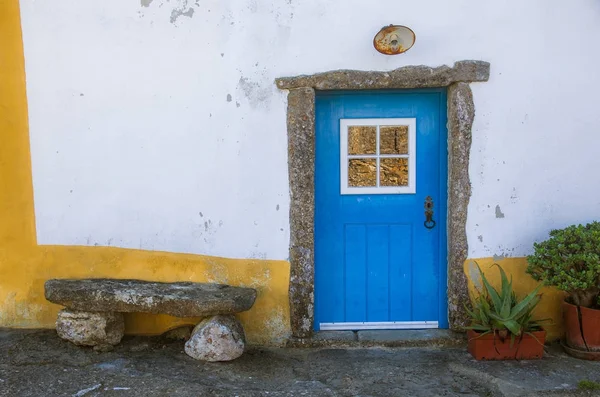 葡萄牙房子与传统建筑学和装饰 — 图库照片