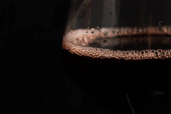 Verre Vin Rouge Gros Plan Sur Fond Sombre — Photo
