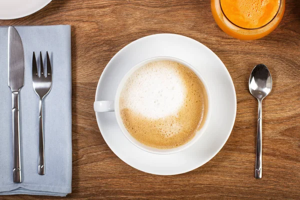 Une Tasse Café Blanc Verre Jus Orange Sur Une Table — Photo