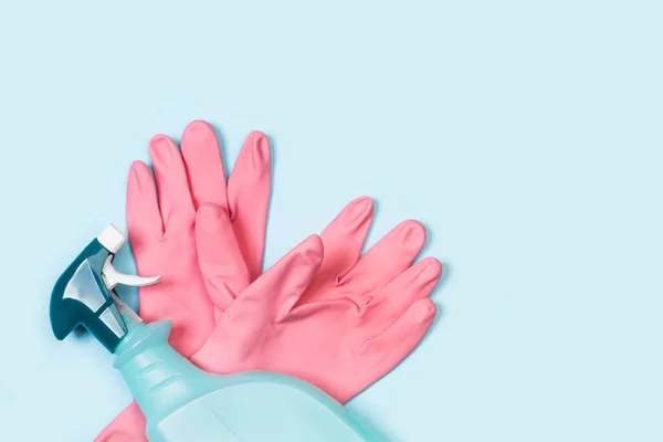 Pink Rubber Gloves Cleaning Product Sprayer Light Blue Background — Stock Photo, Image