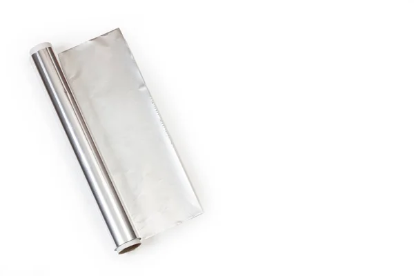 白い背景に孤立したアルミ箔のロール — ストック写真