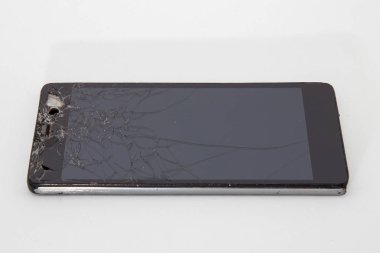 Kırık cep telefonu, parçalar ve bileşenler