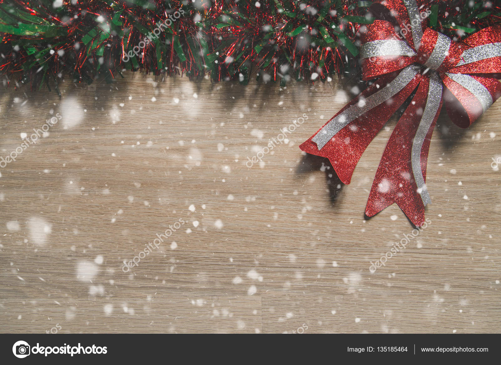 Weihnachten Hintergrund in Holz — Stockfoto © jlserrano #135185464