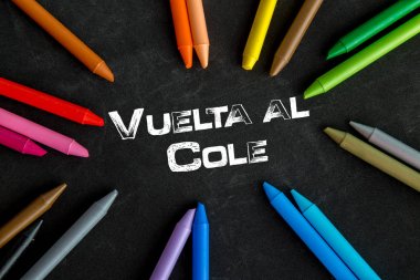 Arka plan boya kalemi ile