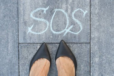 Kadın ve kelime sos