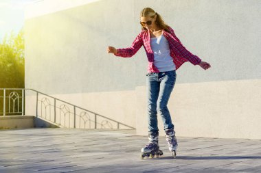 Aktif yaşam tarzı insanların ve özgürlük kavramı. 