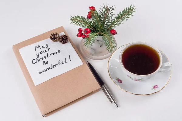 Vrolijke kerstgroet of wensen - handgeschreven tekst met wenst op een servet - kan uw kerst worden prachtige — Stockfoto