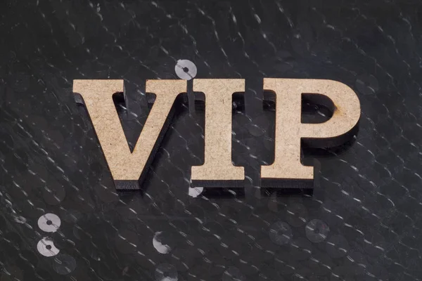 Слово VIP написано абстрактними літерами — стокове фото