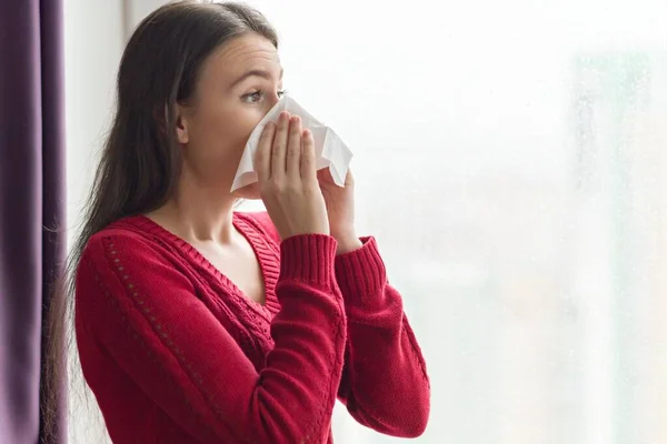 Ill Young Woman Handkerchief Female Cough Snot Temperature Standing Home — Stock Photo, Image