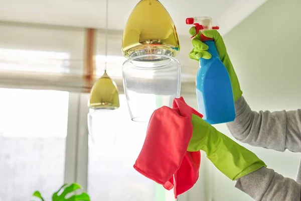 House Cleaning Close Hands Rag Detergent Cleaning Polishing Lamp Chandelier — Stock Photo, Image