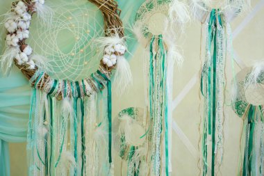 Rüya avcıları. Rüya avcısı. Düğündeki dekor..