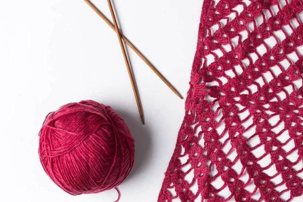 糸と編み物のボール — ストック写真