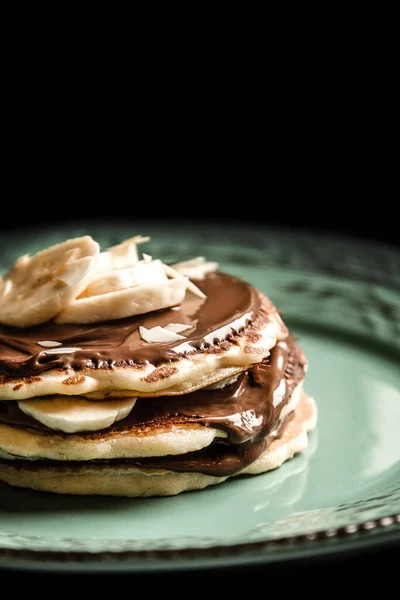 American Pancakes Chocolate Banana Pastel Green Rustic Black Background Plate — Stock Photo, Image