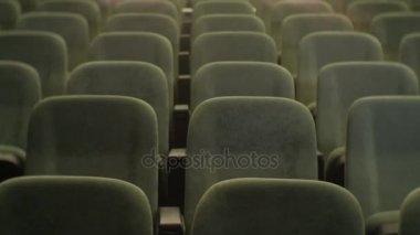 Sinema Salonu closeup açık satır boş sandalyede