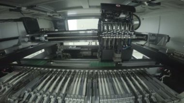 Robot çelik metal üretim makinesi 
