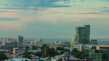 Modern binalar ve gökdelenler ile kazan şehrin