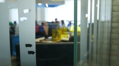 Ofis çalışanları işyerleri istemcilerinde danışmanlık 