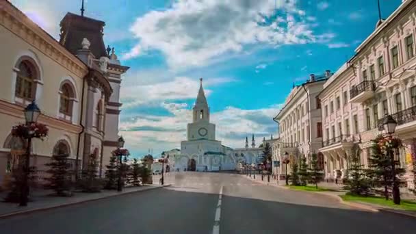 Kremlin van Kazan met Spasskaya toren — Stockvideo