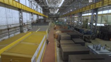 Endüstriyel Tesis makineleri ekipmanları ile depolama 