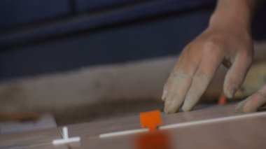 el ile Seramik Karo dokunmadan Oluşturucu