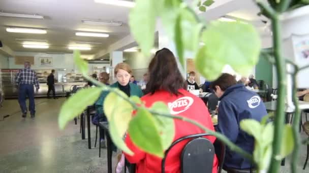 Comedor comedor comedor — Vídeo de stock