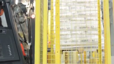 alarak ve alçı çanta taşıma forklift